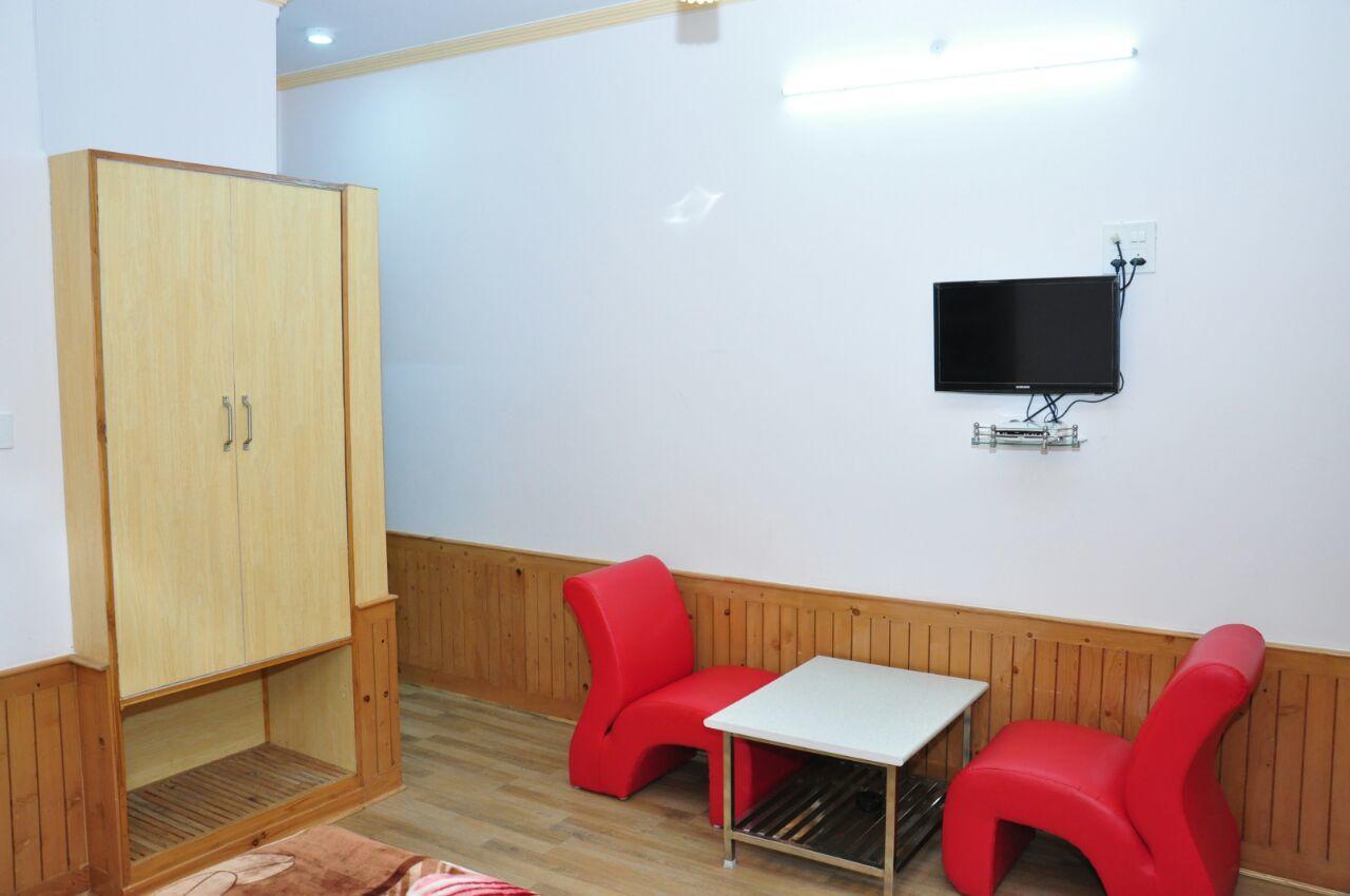 Sara Hotel Narkanda Luaran gambar