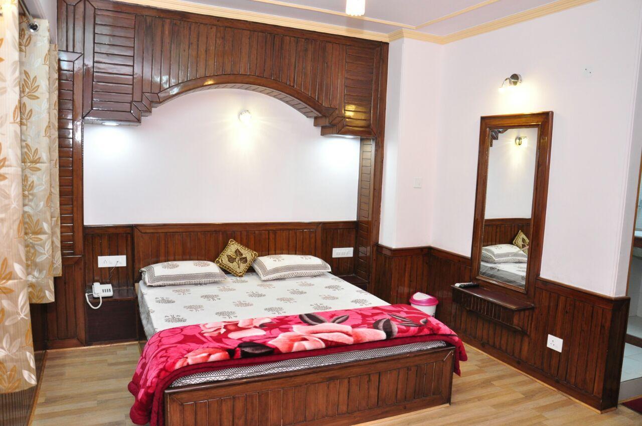 Sara Hotel Narkanda Luaran gambar