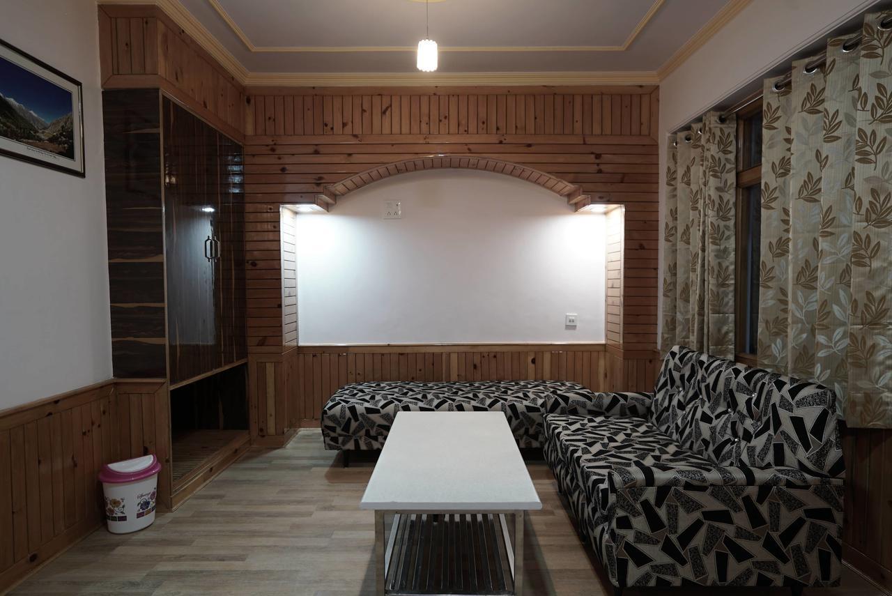 Sara Hotel Narkanda Luaran gambar