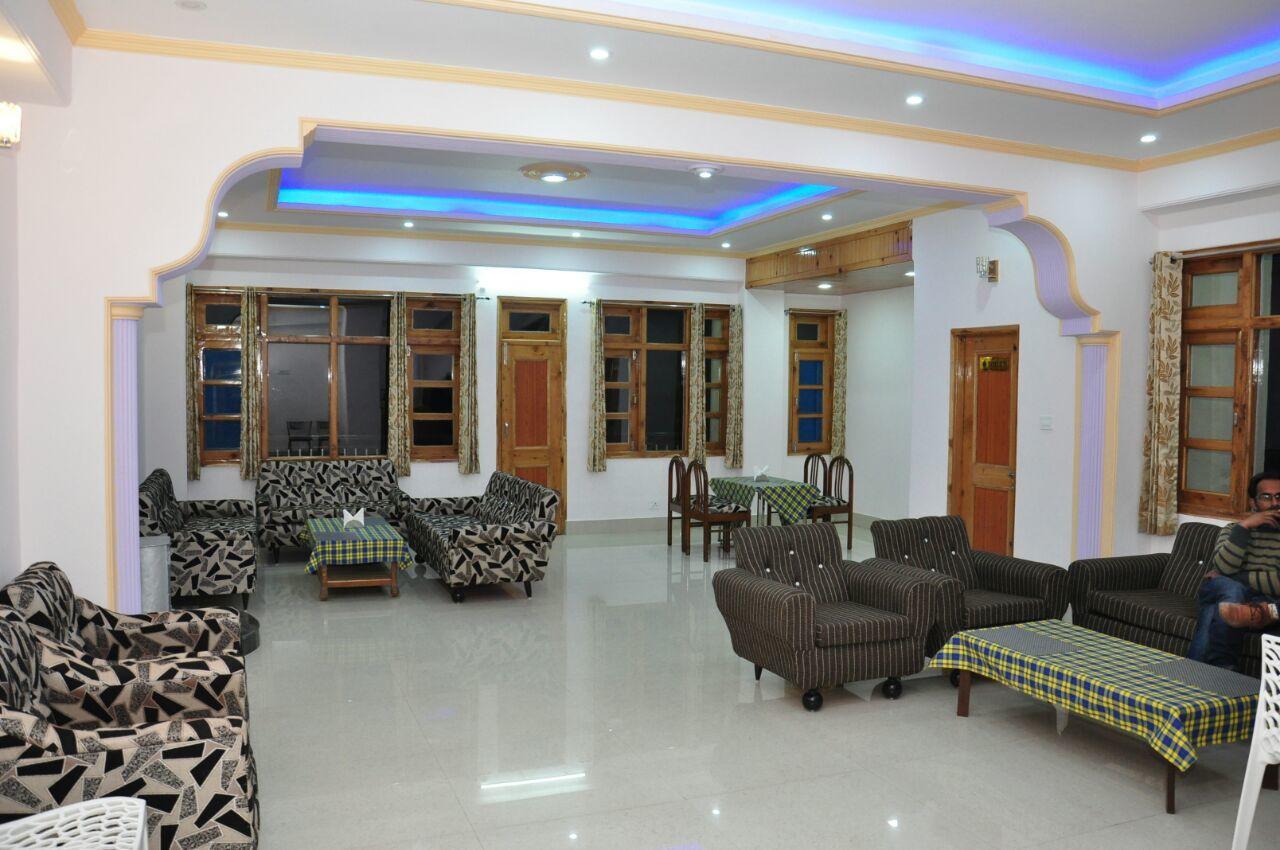 Sara Hotel Narkanda Luaran gambar